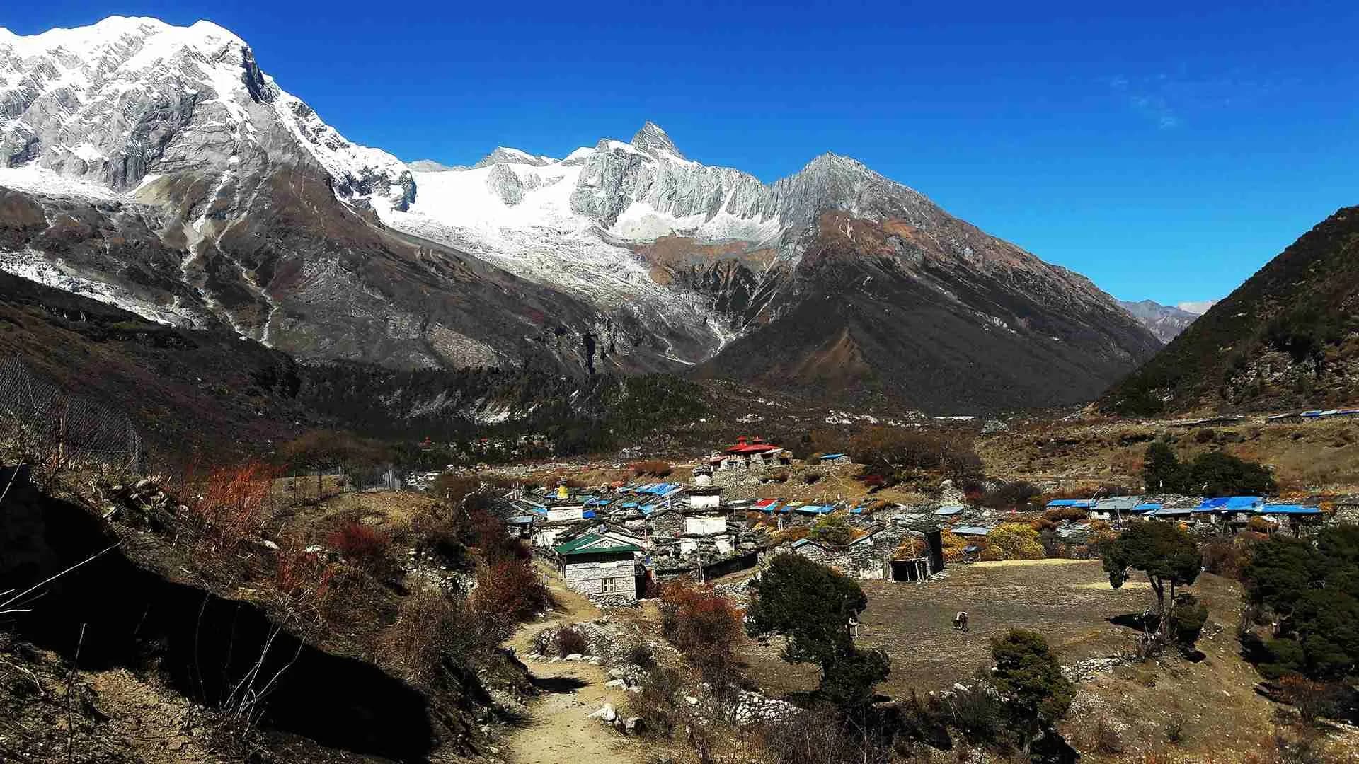 Manaslu Circuit Trek - Image 5