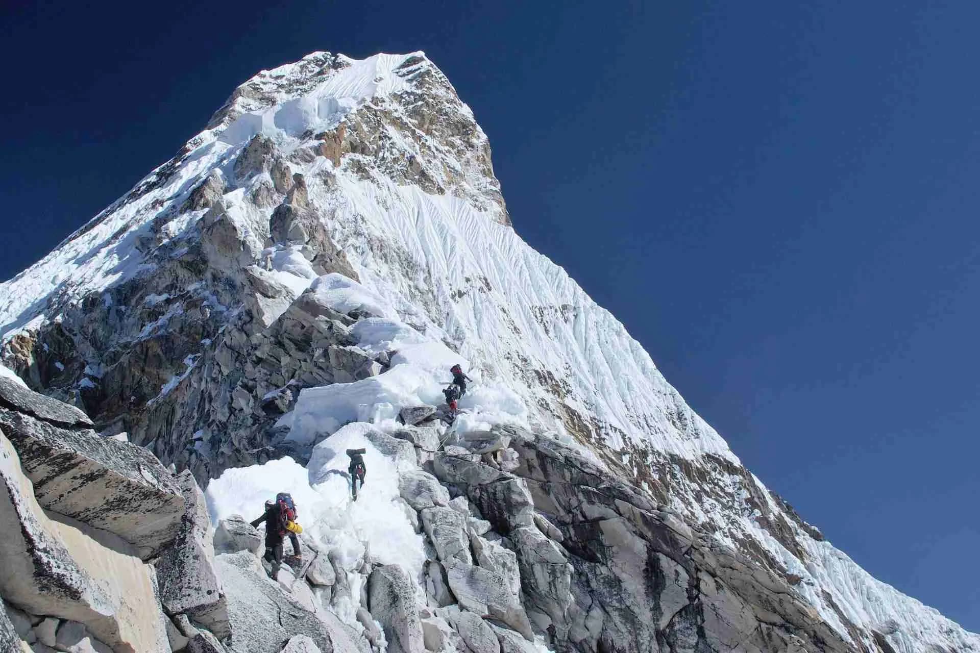 Ama Dablam Expedition - Image 3